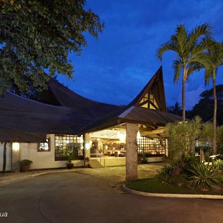 Matabungkay Beach Hotel 리안 외부 사진